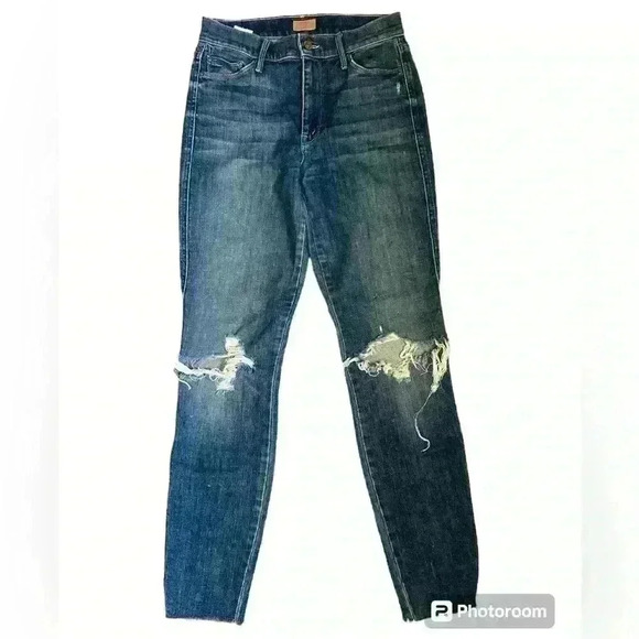 MOTHER the Vamp Fray Jeans - Picture 3 of 9